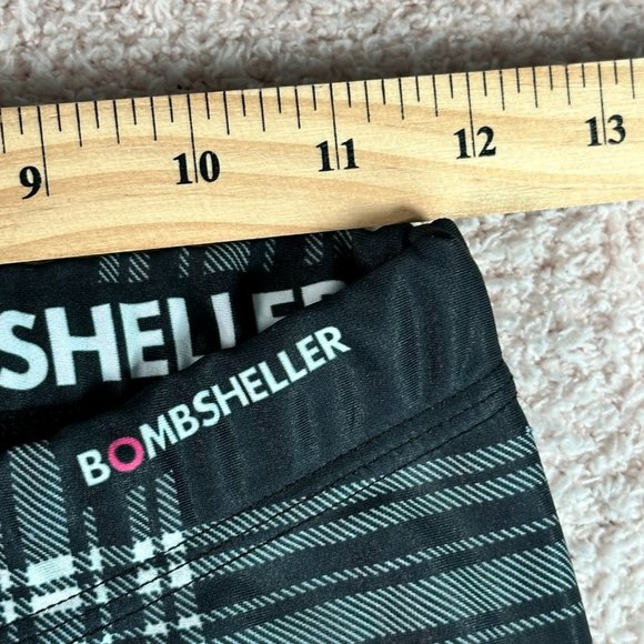 Bombshell Sportswear Black and White Plaid Leggings - Picture 6 of 9